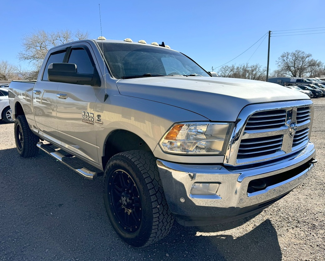 RAM 2500 Big Horn Crew Cab 4WD SWB 2016