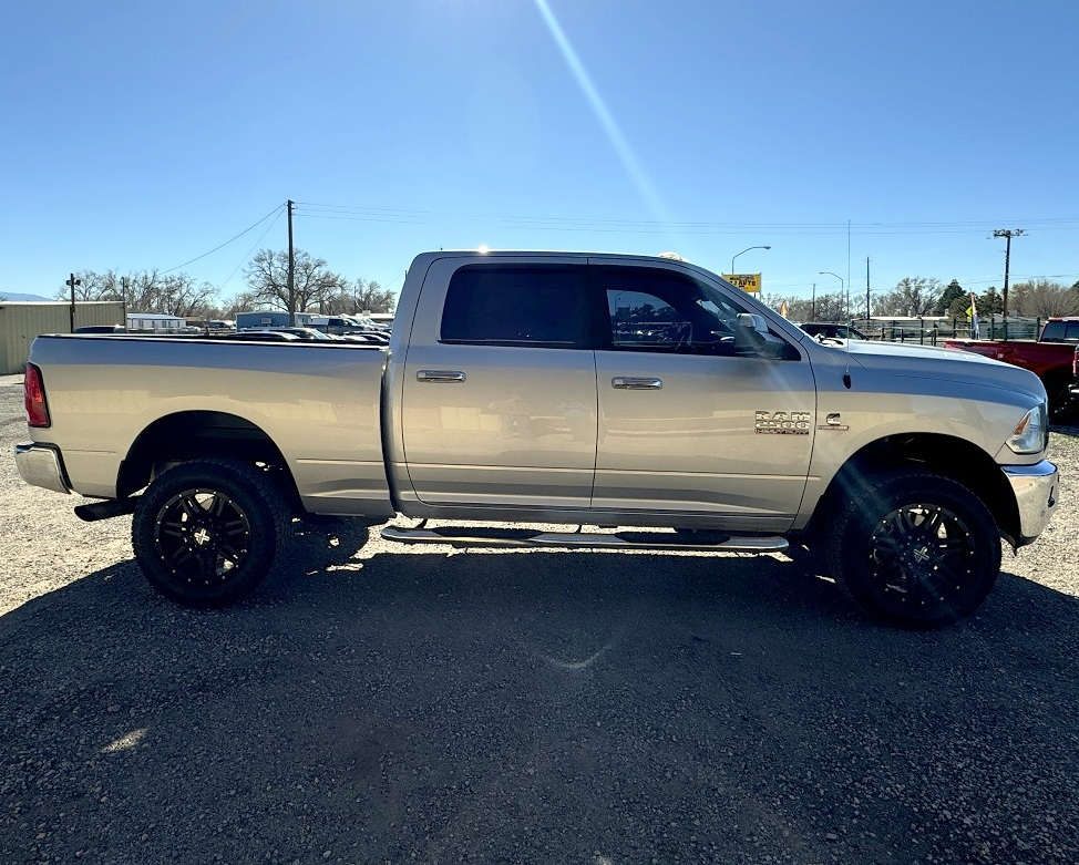 RAM 2500 Big Horn Crew Cab 4WD SWB 2016