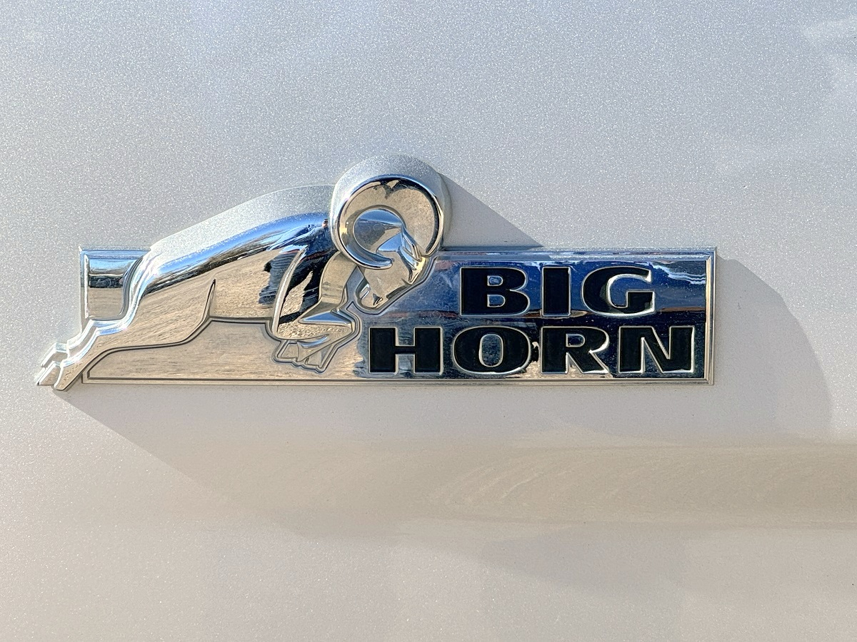 RAM 2500 Big Horn Crew Cab 4WD SWB 2016