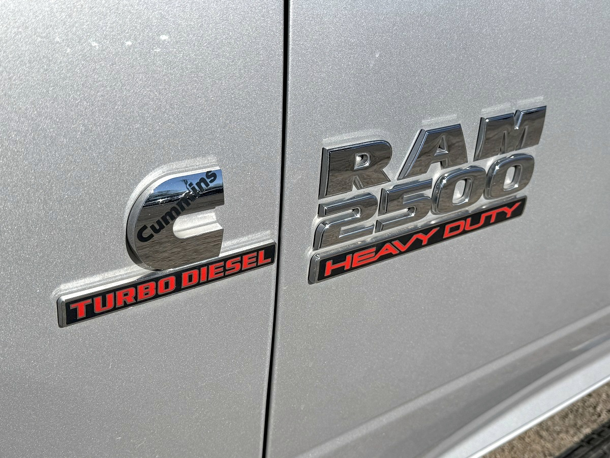 RAM 2500 Big Horn Crew Cab 4WD SWB 2016