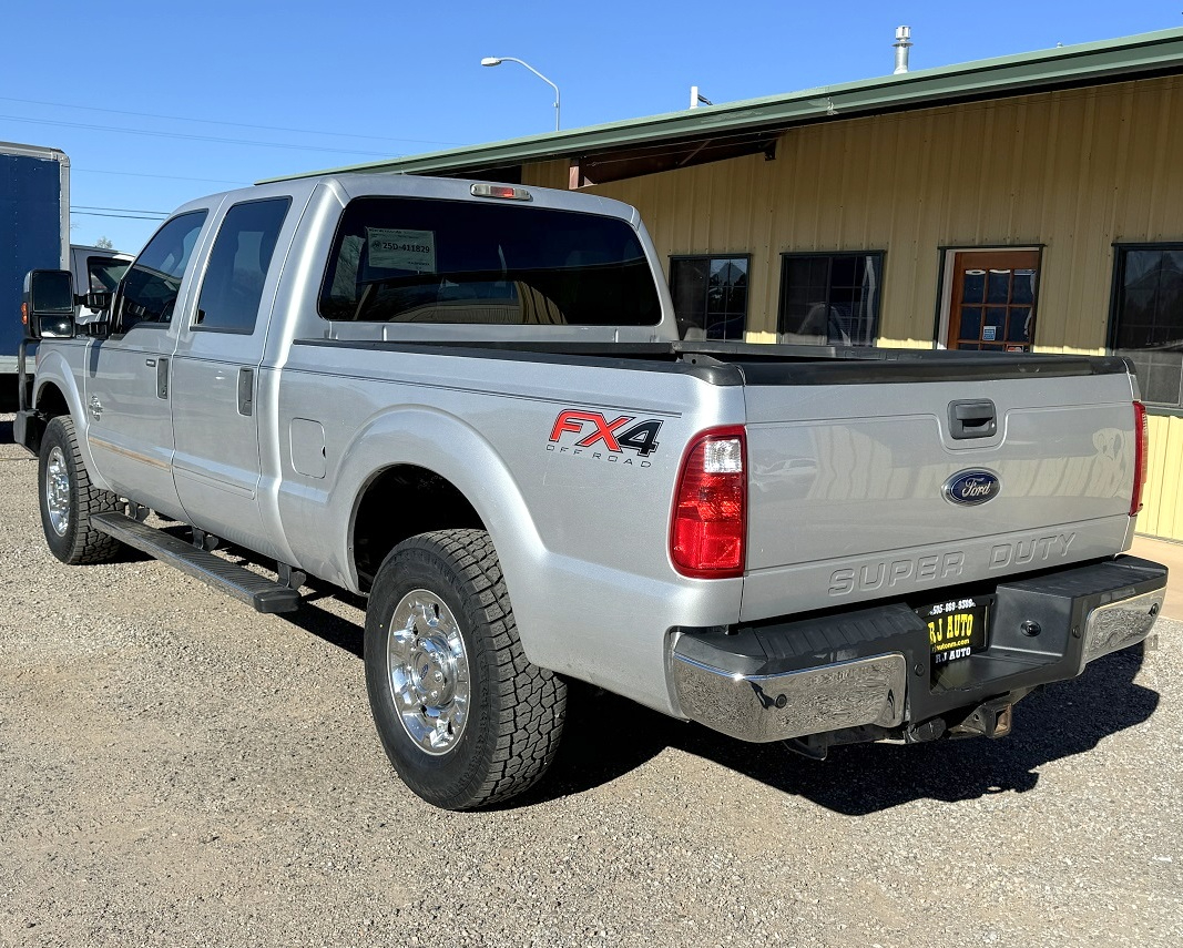 Ford Super Duty F-250 SRW XLT 4WD Crew Cab 6.75' Box 2015