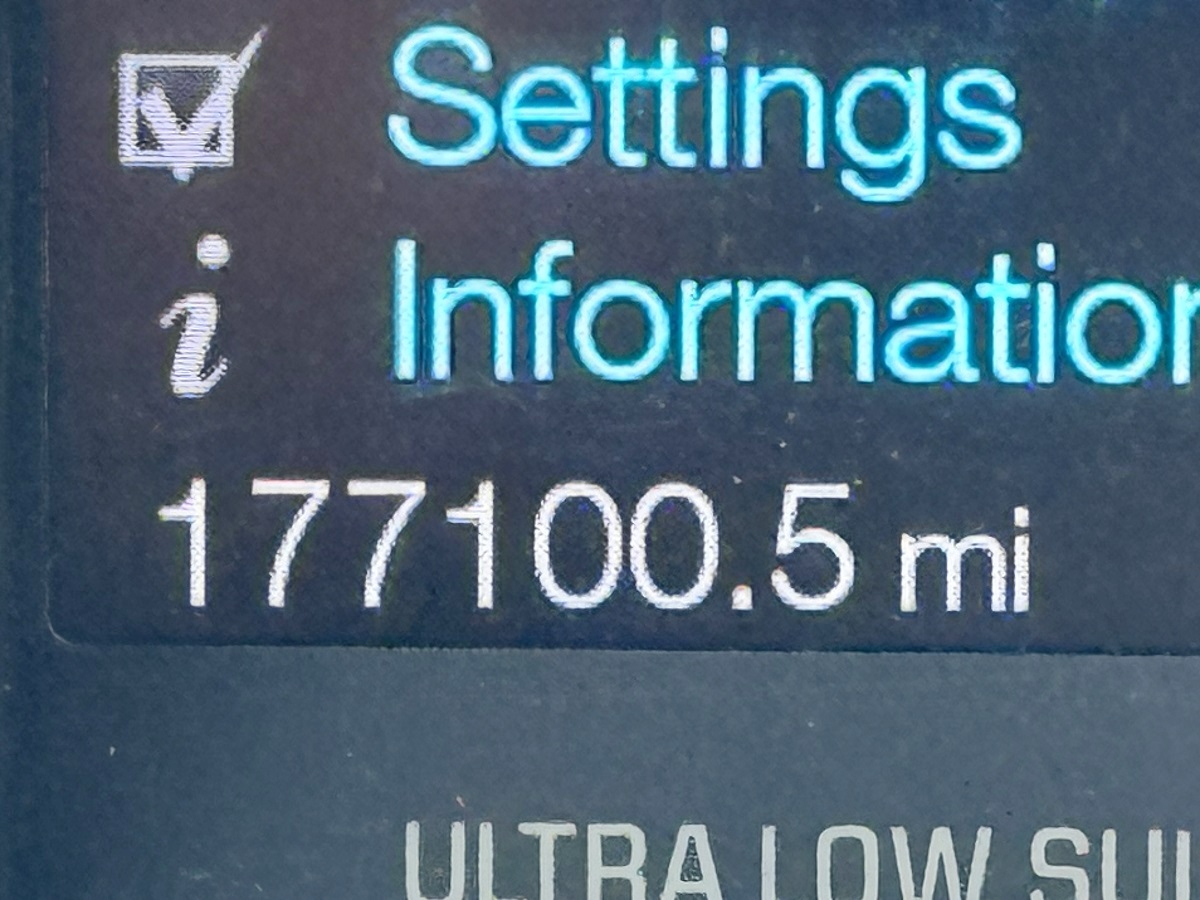 Ford Super Duty F-250 SRW XLT 4WD Crew Cab 6.75' Box 2015