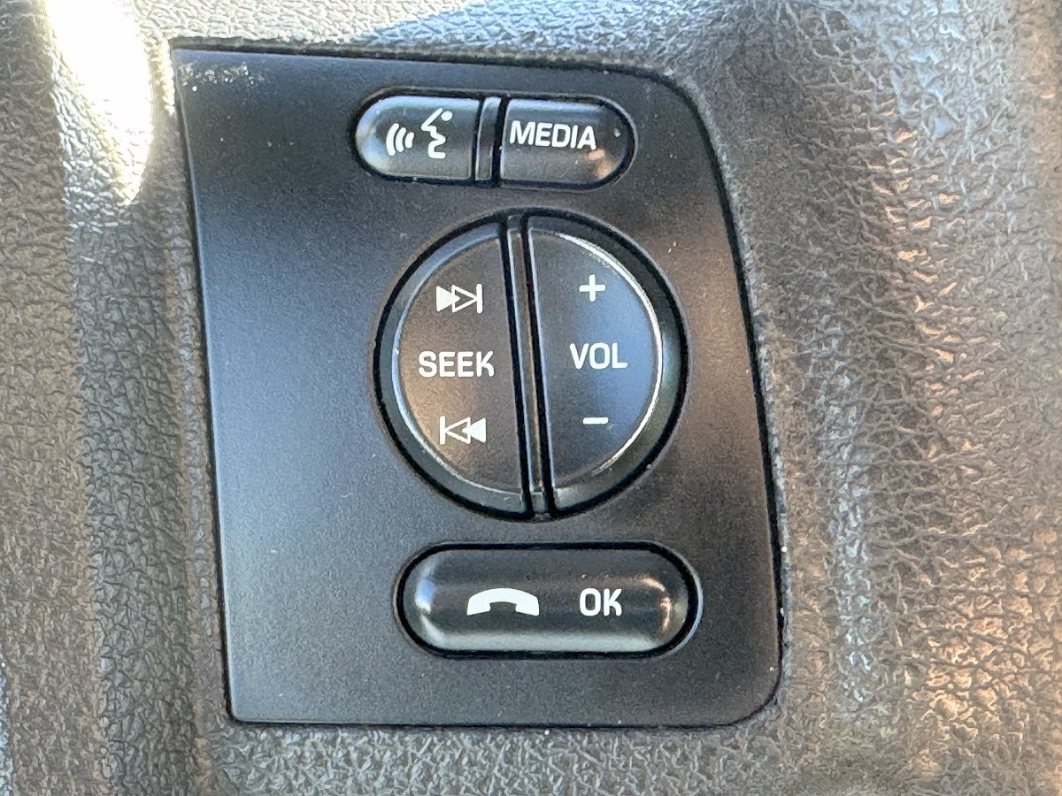 Ford Super Duty F-250 SRW XLT 4WD Crew Cab 6.75' Box 2015