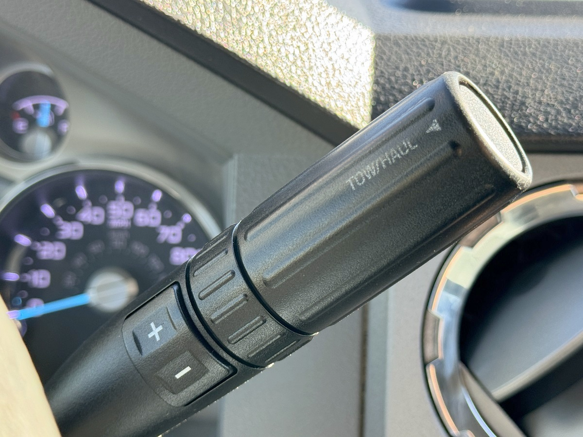 Ford Super Duty F-250 SRW XLT 4WD Crew Cab 6.75' Box 2015