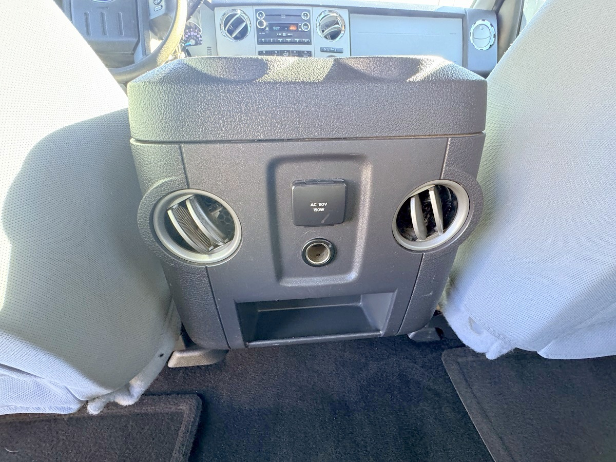 Ford Super Duty F-250 SRW XLT 4WD Crew Cab 6.75' Box 2015