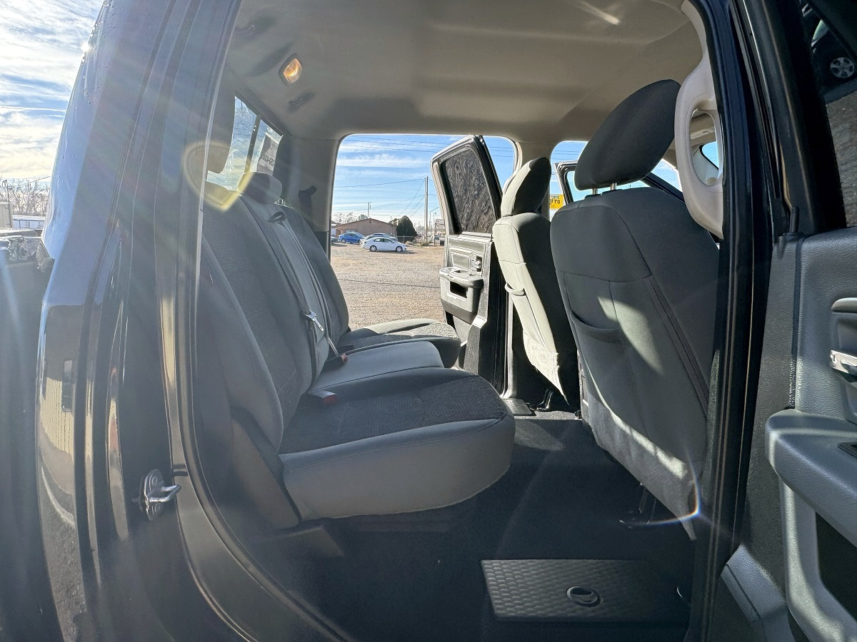 RAM 1500 SLT Crew Cab 4WD 2018