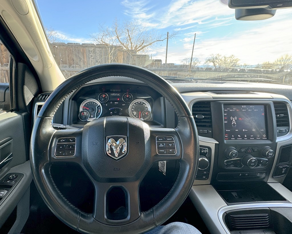 RAM 1500 SLT Crew Cab 4WD 2018