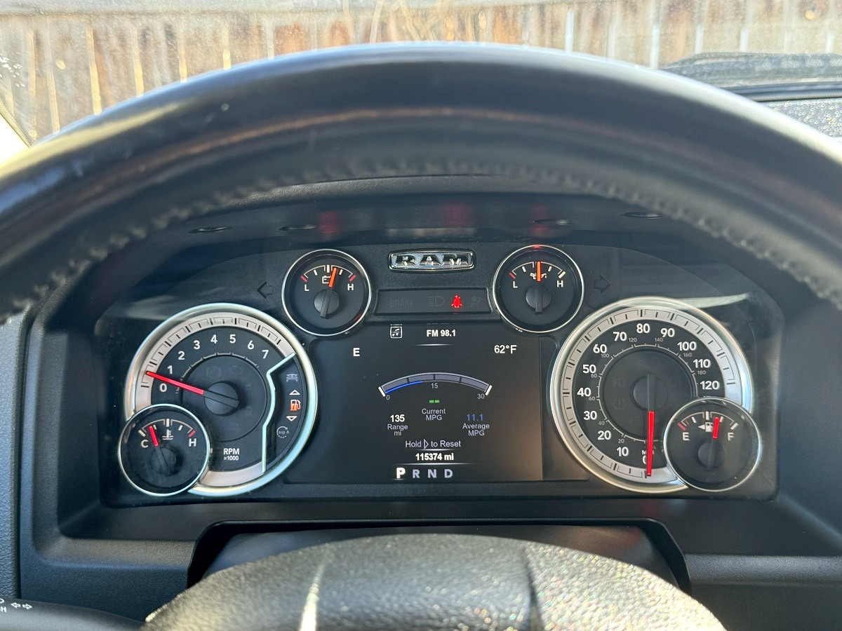 RAM 1500 SLT Crew Cab 4WD 2018