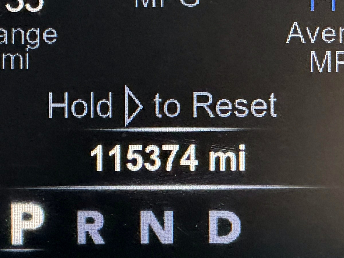 RAM 1500 SLT Crew Cab 4WD 2018