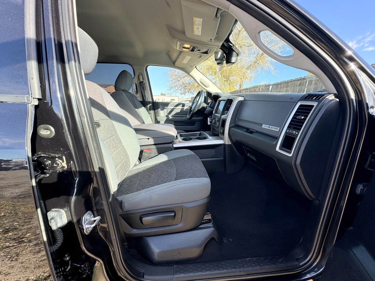 RAM 1500 SLT Crew Cab 4WD 2018