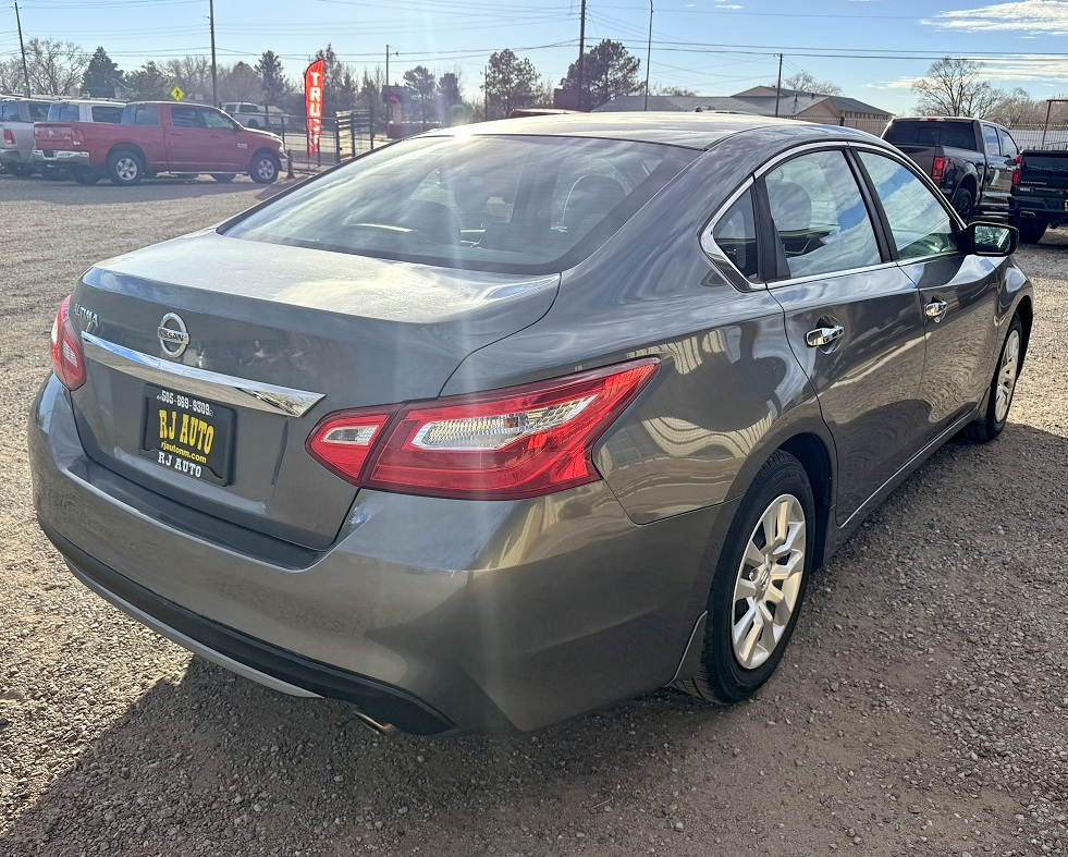 Nissan Altima SL 4D Sedan 2.5 2016