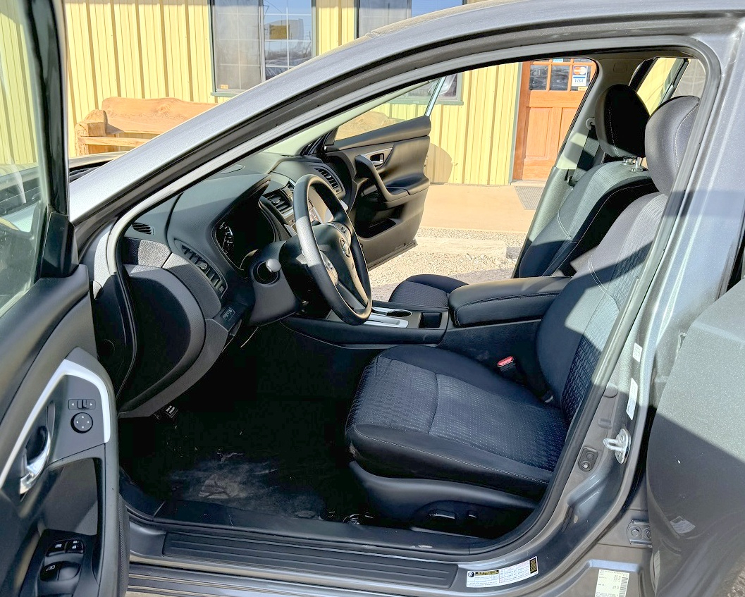 Nissan Altima SL 4D Sedan 2.5 2016