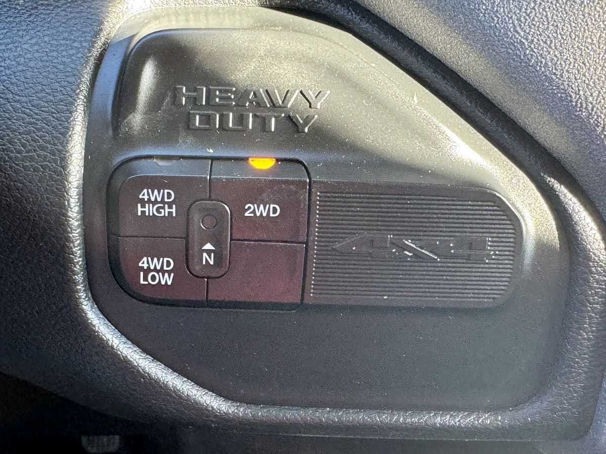 RAM 2500 Tradesman 4x4 Crew Cab 6'4" Box 2019