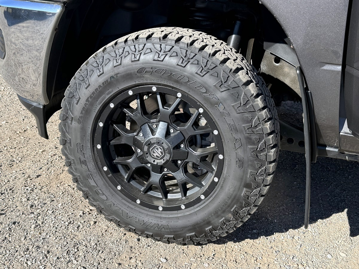 RAM 2500 Tradesman 4x4 Crew Cab 6'4" Box 2019