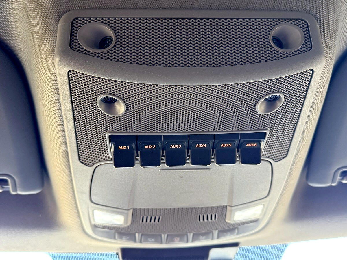 Ford Super Duty F-350 SRW XL 4WD SuperCab 168" WB 60" CA 2022