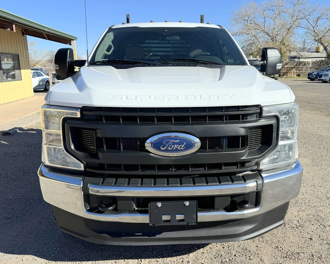 Ford Super Duty F-350 SRW XL 4WD SuperCab 168" WB 60" CA 2022