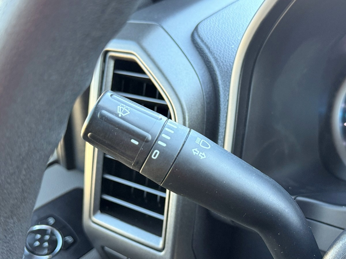 Ford Super Duty F-350 SRW XL 4WD SuperCab 168" WB 60" CA 2022