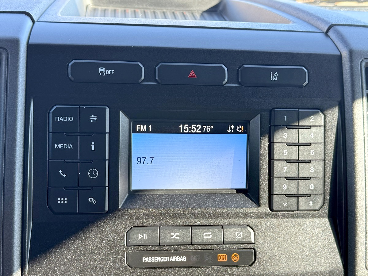 Ford Super Duty F-350 SRW XL 4WD SuperCab 168" WB 60" CA 2022