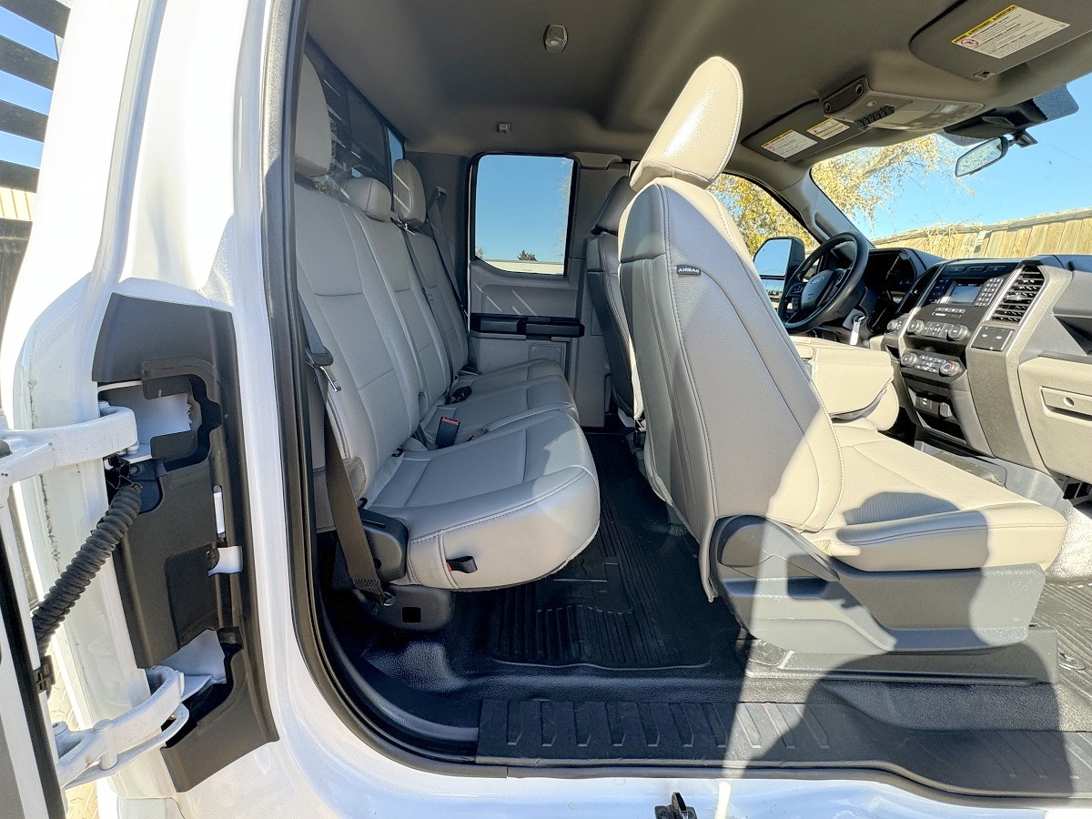 Ford Super Duty F-350 SRW XL 4WD SuperCab 168" WB 60" CA 2022