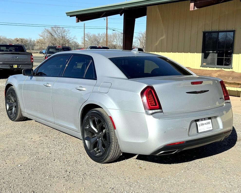 Chrysler 300 S V6 RWD 2021