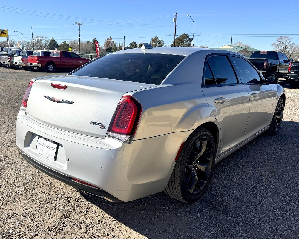 Chrysler 300 S V6 RWD 2021