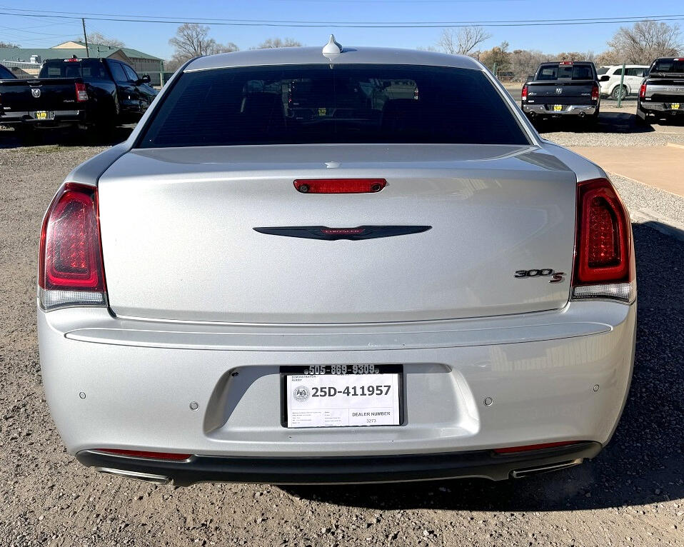 Chrysler 300 S V6 RWD 2021