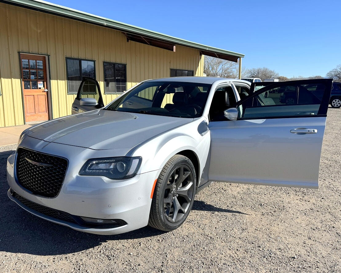 Chrysler 300 S V6 RWD 2021