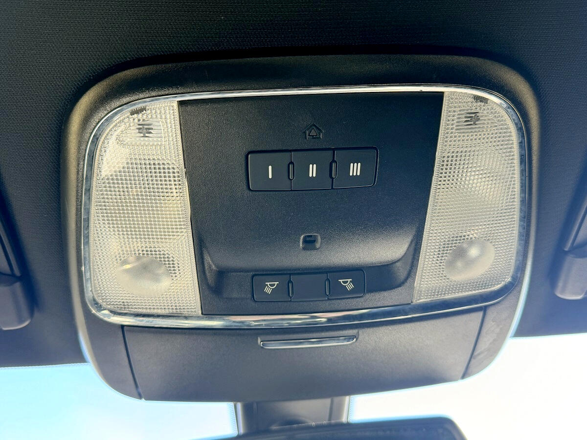 Chrysler 300 S V6 RWD 2021