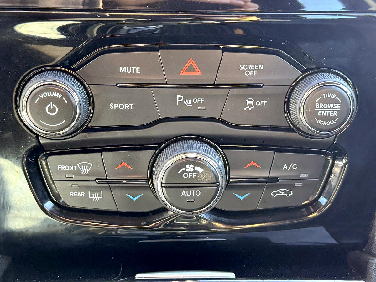 Chrysler 300 S V6 RWD 2021