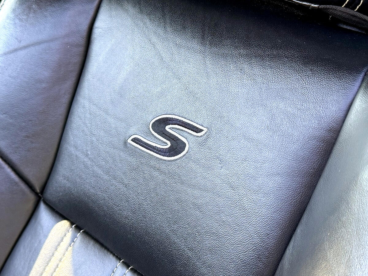 Chrysler 300 S V6 RWD 2021