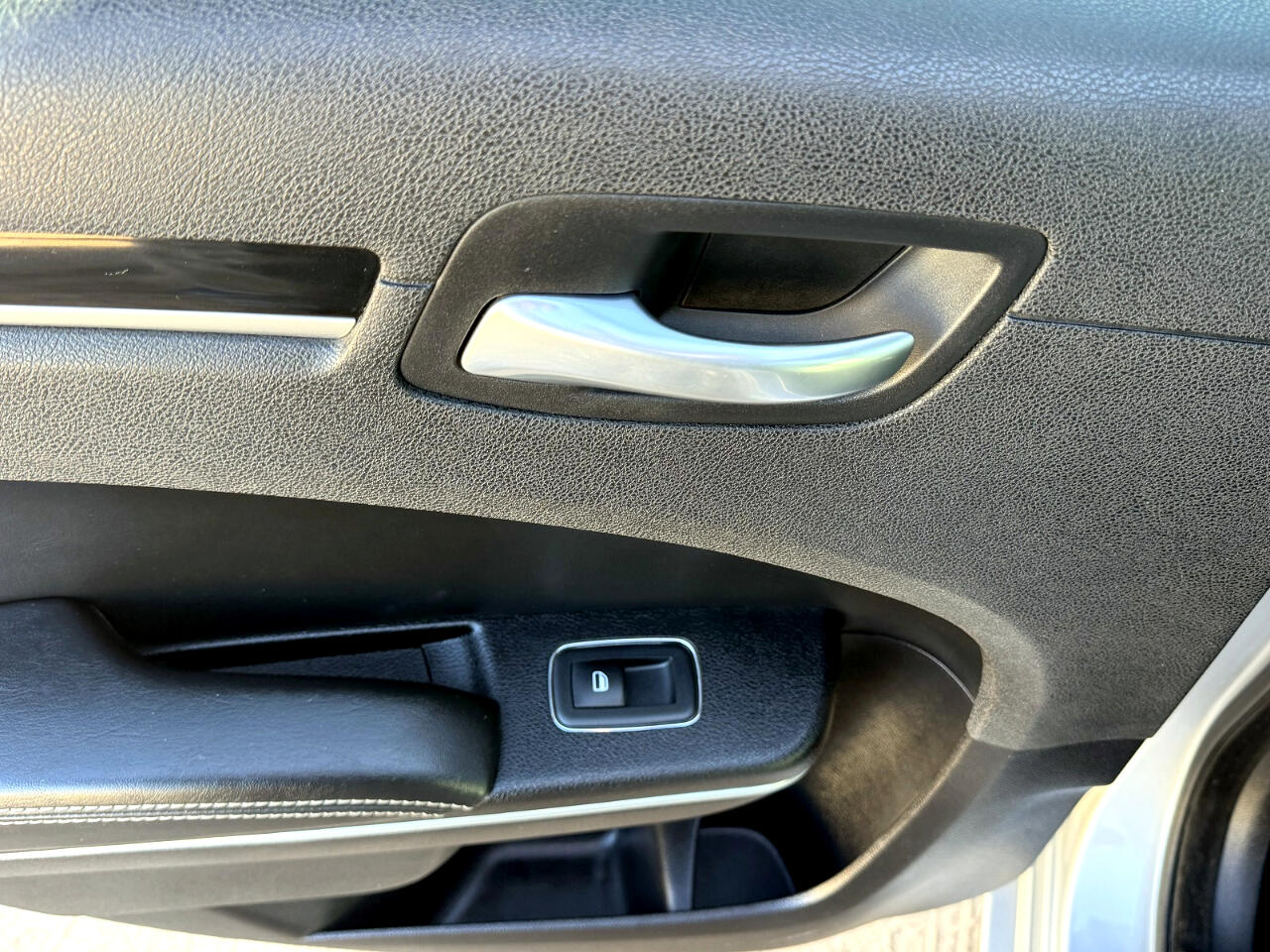 Chrysler 300 S V6 RWD 2021