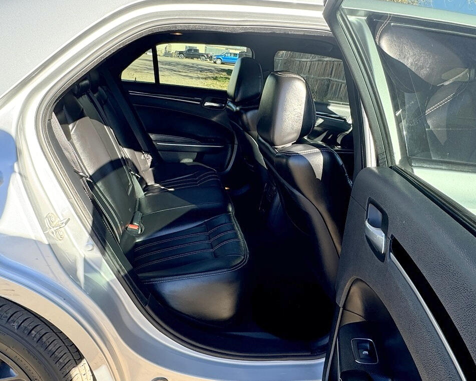 Chrysler 300 S V6 RWD 2021