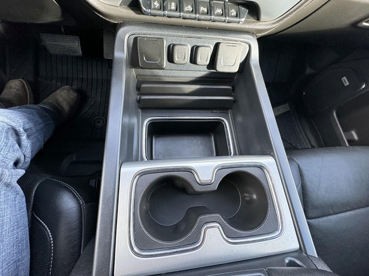 GMC Sierra 1500 SLT Crew Cab 4WD 2018