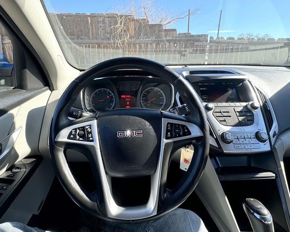 GMC Terrain SLE 4D SUV FWD 2017