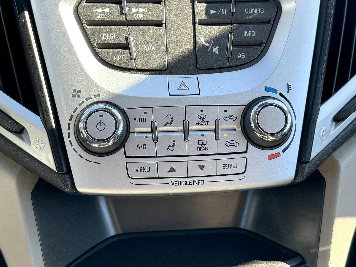 GMC Terrain SLE 4D SUV FWD 2017