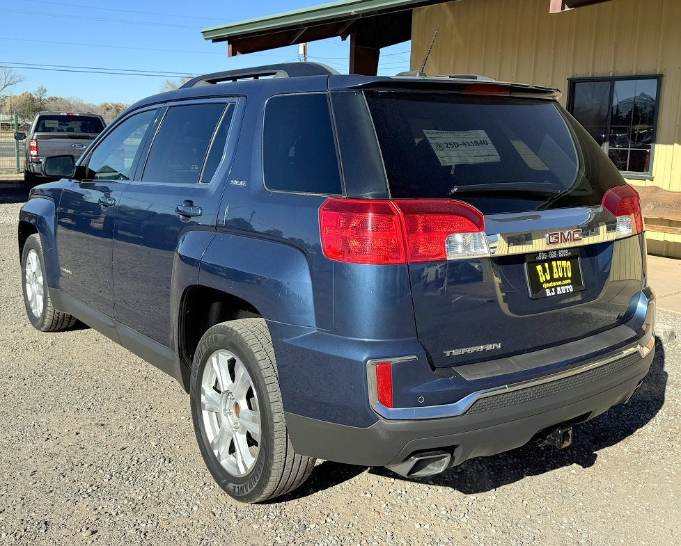 GMC Terrain SLE 4D SUV FWD 2017