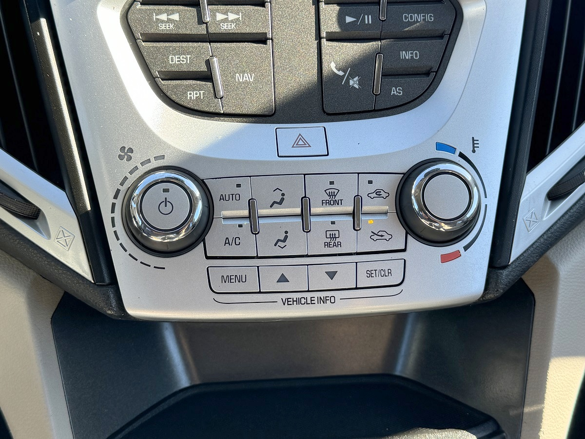 GMC Terrain SLE 4D SUV FWD 2017