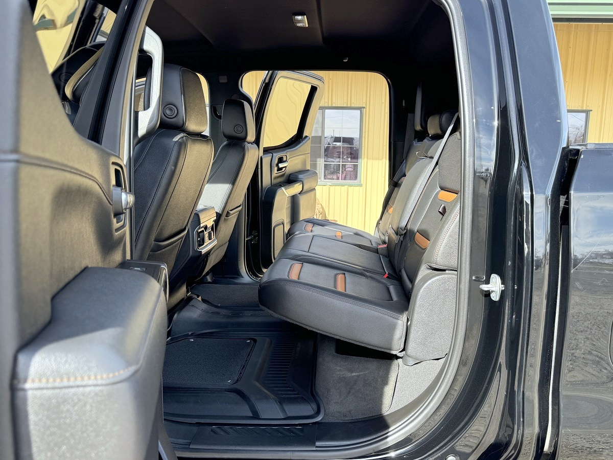 GMC Sierra 1500 AT4 Double Cab 4WD 2021