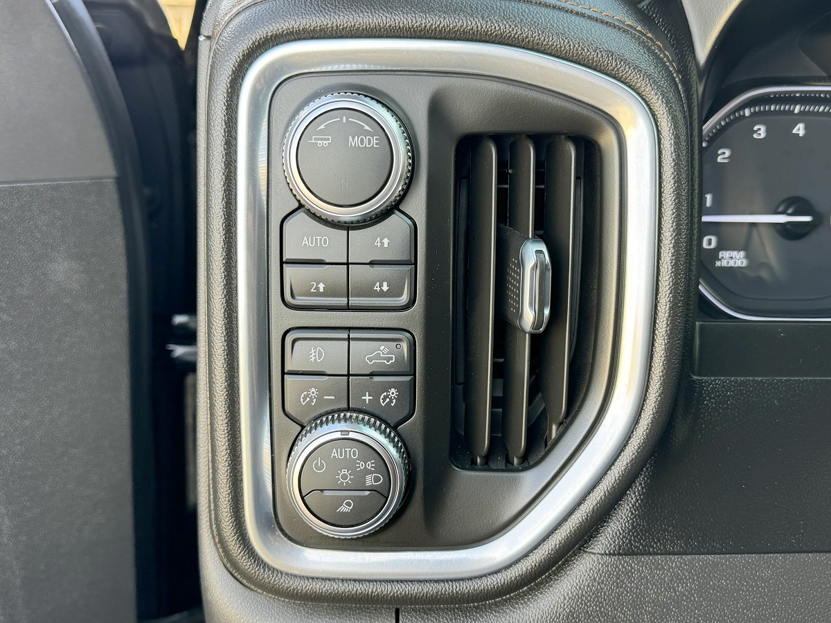 GMC Sierra 1500 AT4 Double Cab 4WD 2021