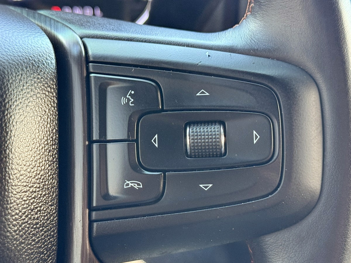 GMC Sierra 1500 AT4 Double Cab 4WD 2021