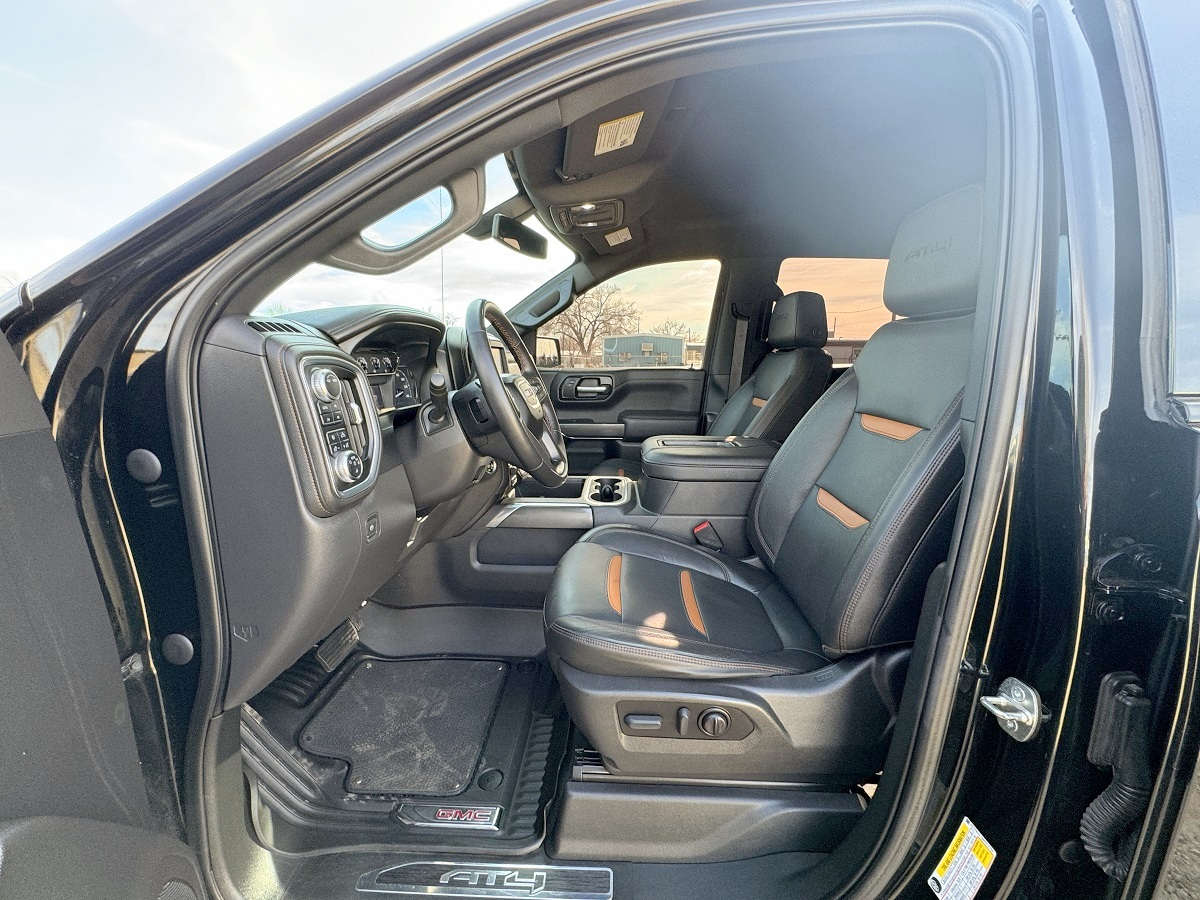 GMC Sierra 1500 AT4 Double Cab 4WD 2021