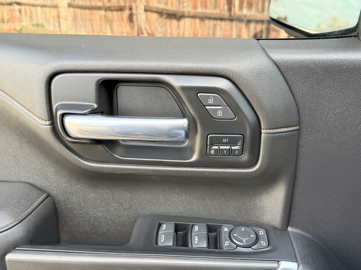 GMC Sierra 1500 AT4 Double Cab 4WD 2021