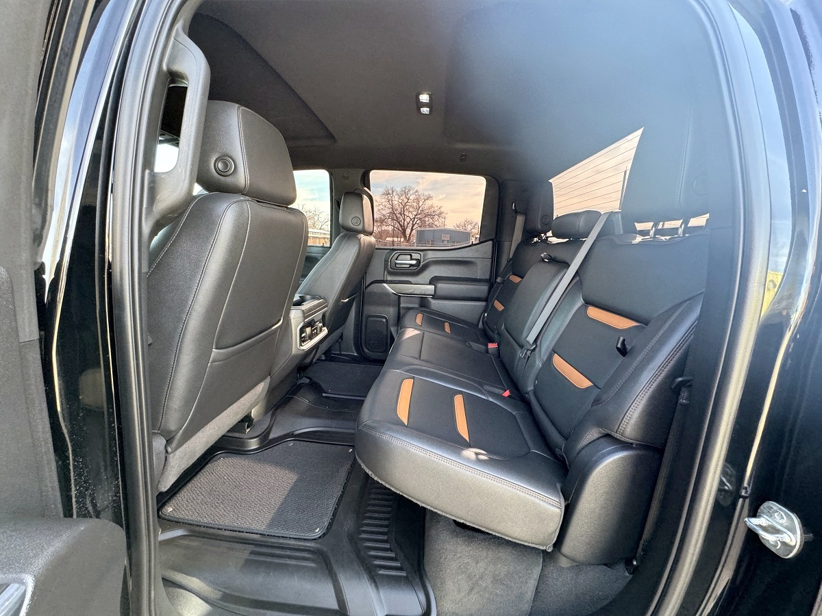 GMC Sierra 1500 AT4 Double Cab 4WD 2021