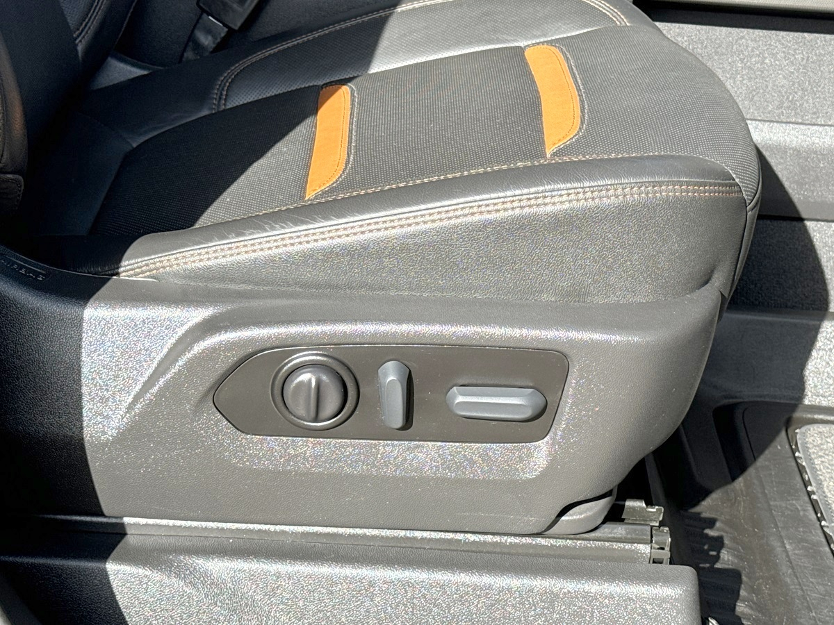 GMC Sierra 1500 AT4 Double Cab 4WD 2021