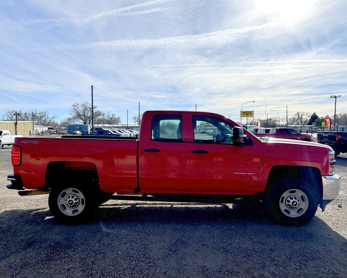 Chevrolet Silverado 2500HD Work Truck Double Cab Short Box 4WD 2017