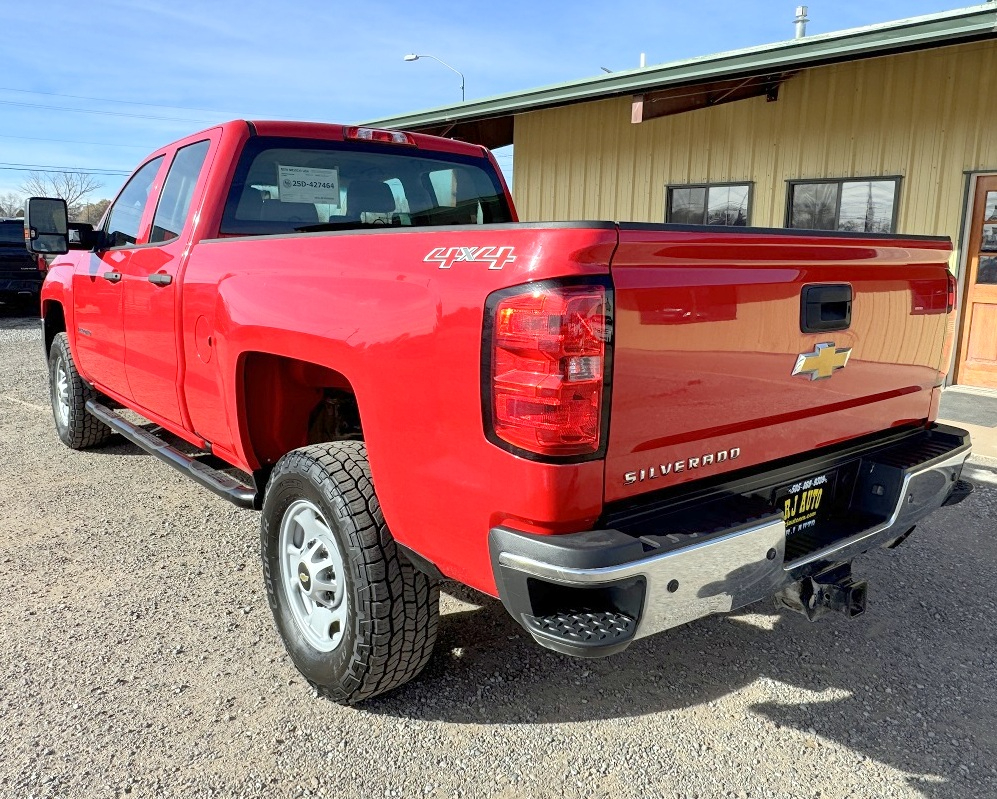 Chevrolet Silverado 2500HD Work Truck Double Cab Short Box 4WD 2017