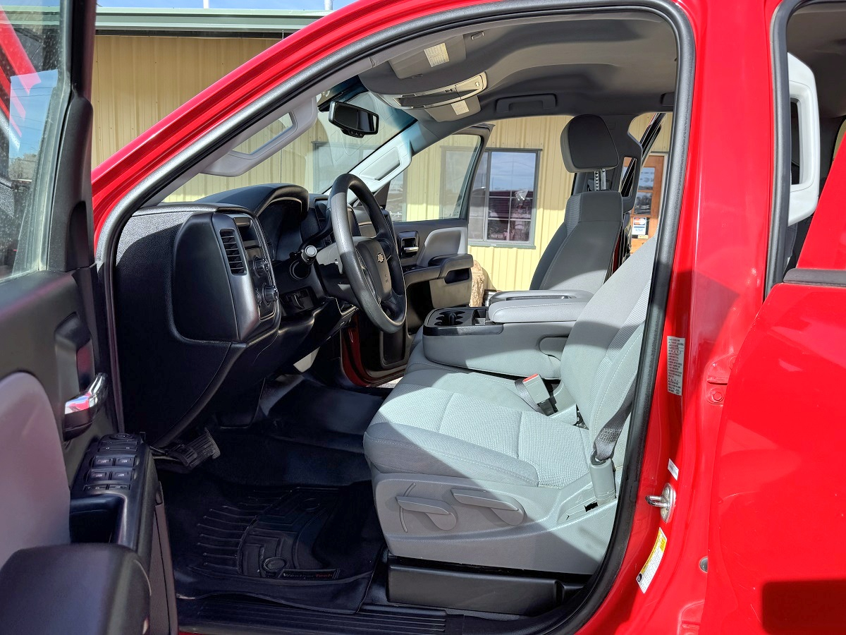 Chevrolet Silverado 2500HD Work Truck Double Cab Short Box 4WD 2017