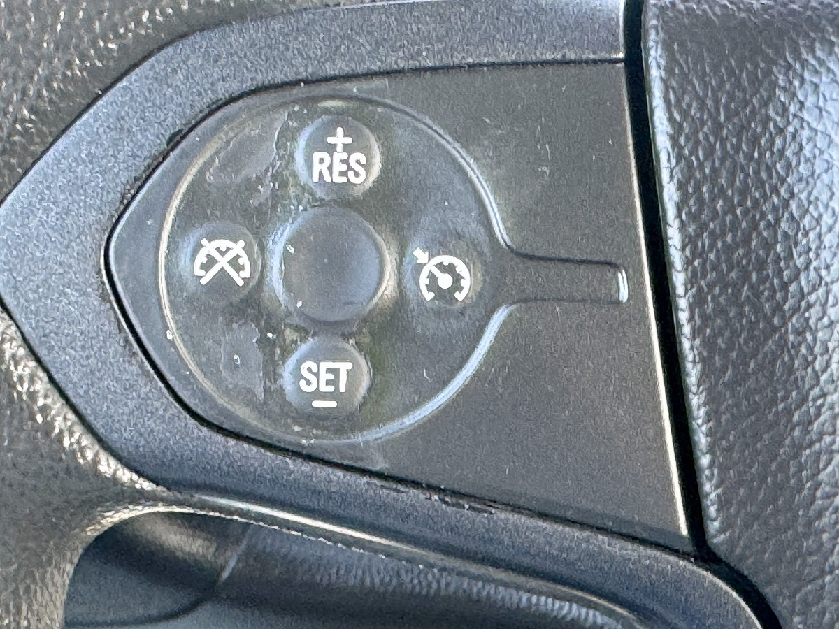 Chevrolet Silverado 2500HD Work Truck Double Cab Short Box 4WD 2017