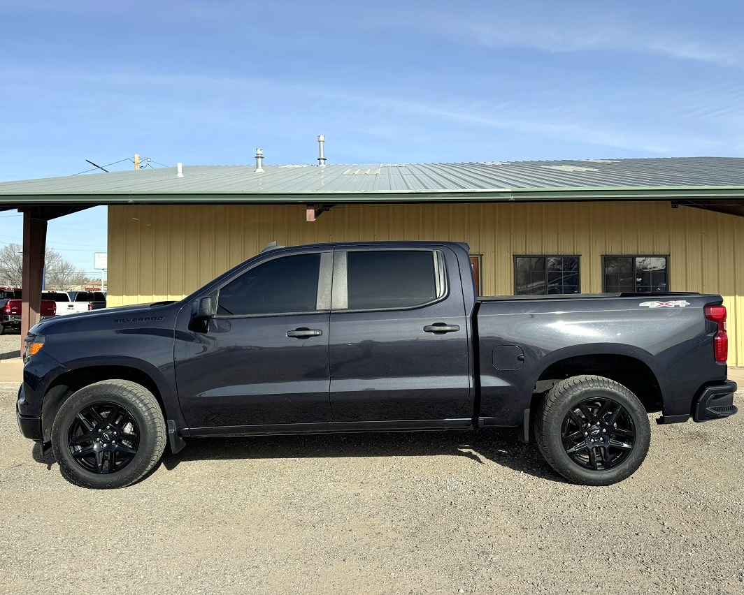 Chevrolet Silverado 1500 1LT Crew Cab 4WD 2022