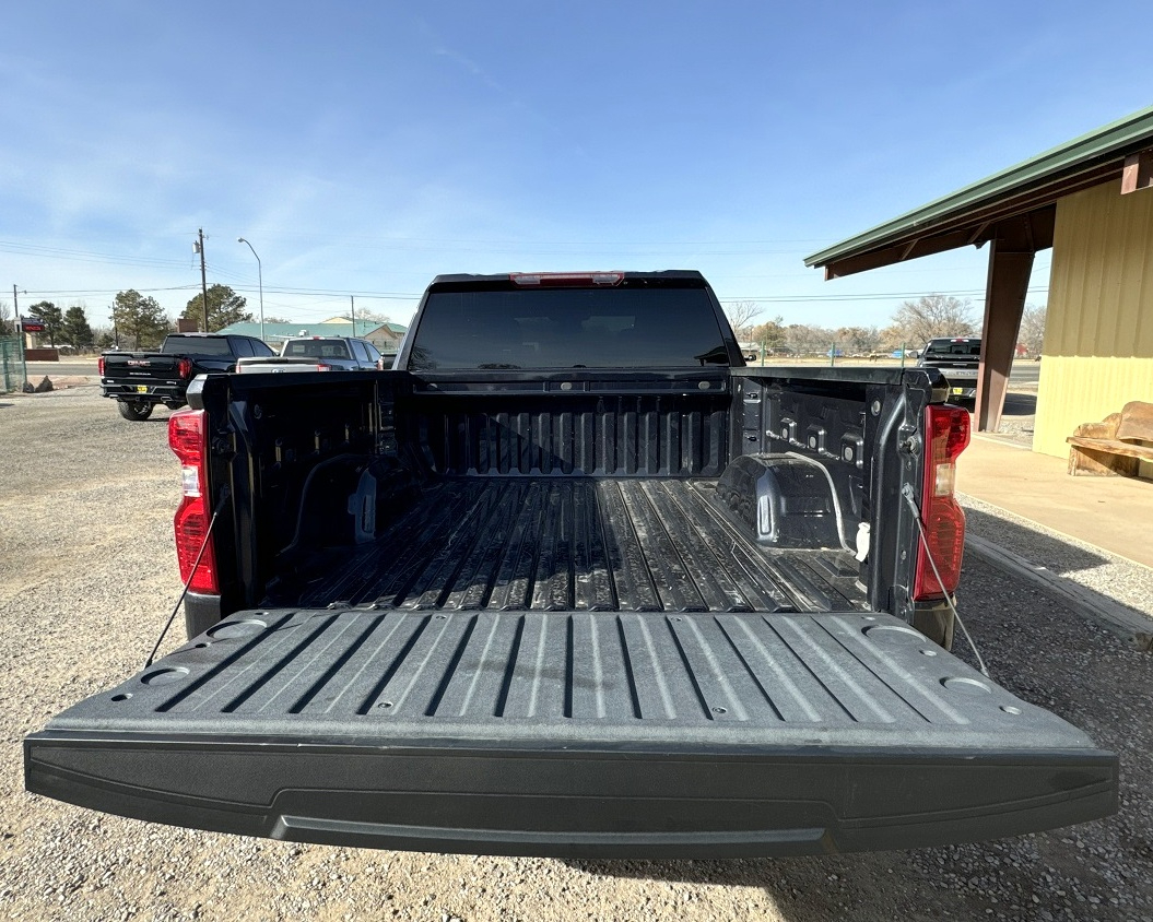 Chevrolet Silverado 1500 1LT Crew Cab 4WD 2022